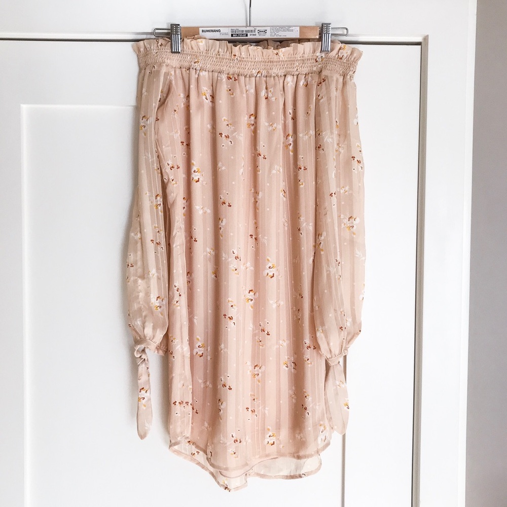 WAYF Off Shoulder Dress in Pink Bouquet Print - Picture 5 of 8